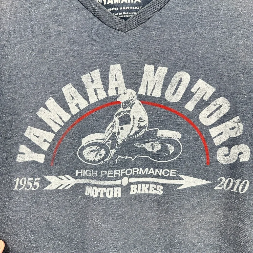 Yamaha Tshirt Mens Medium Blue White Motor Bikes Short Sleeve Pullover Tee Rider
